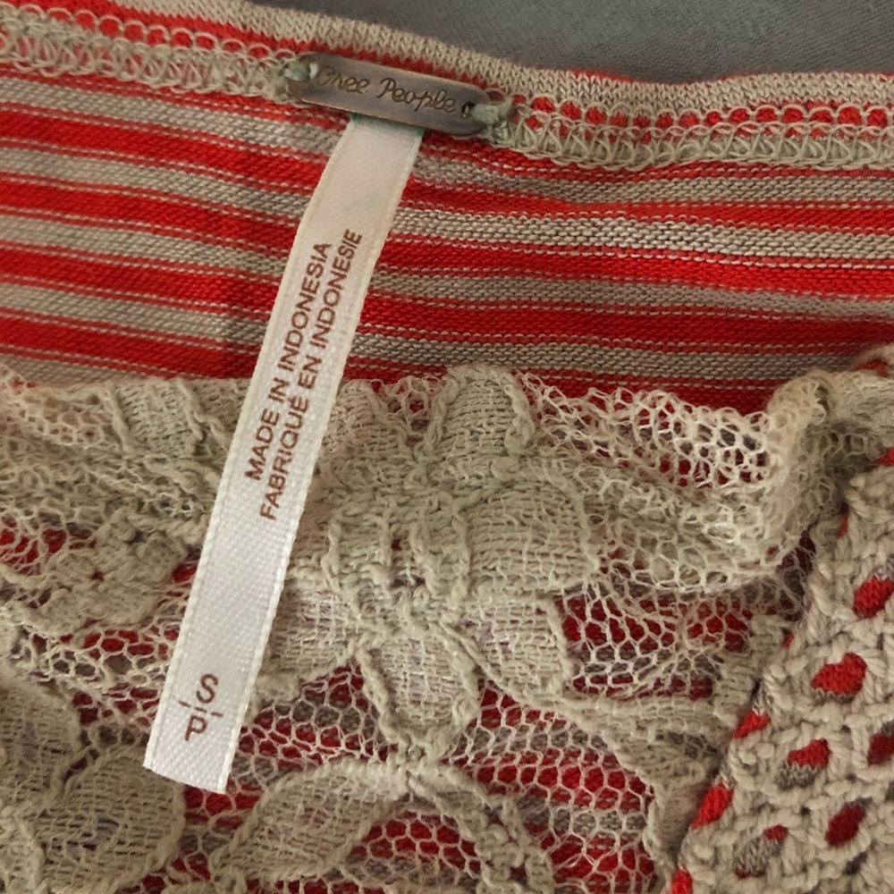 Free People - Picture 3 of 7